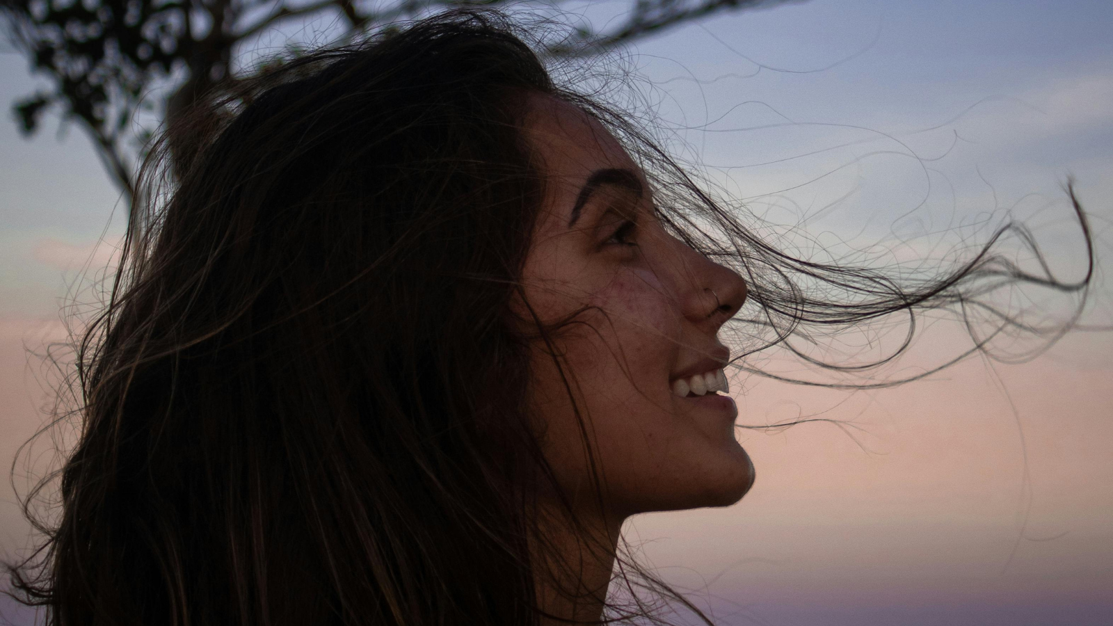 Winter-Hair-Care: 7 Tipps für gesunde, glänzende Haare in der kalten Jahreszeit