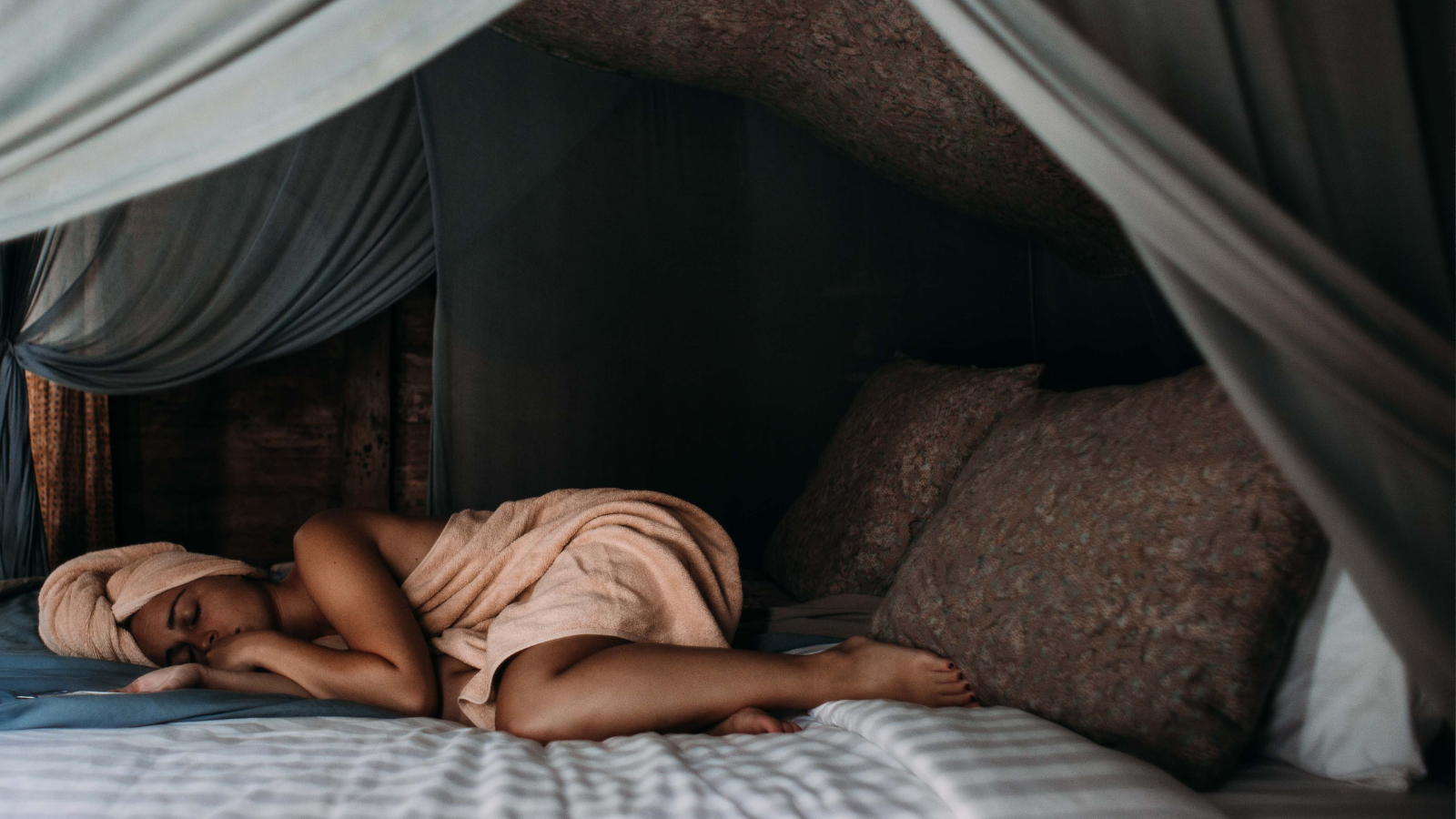 Schlaf im Sommer – das sind die Herausforderungen für Körper und Seele